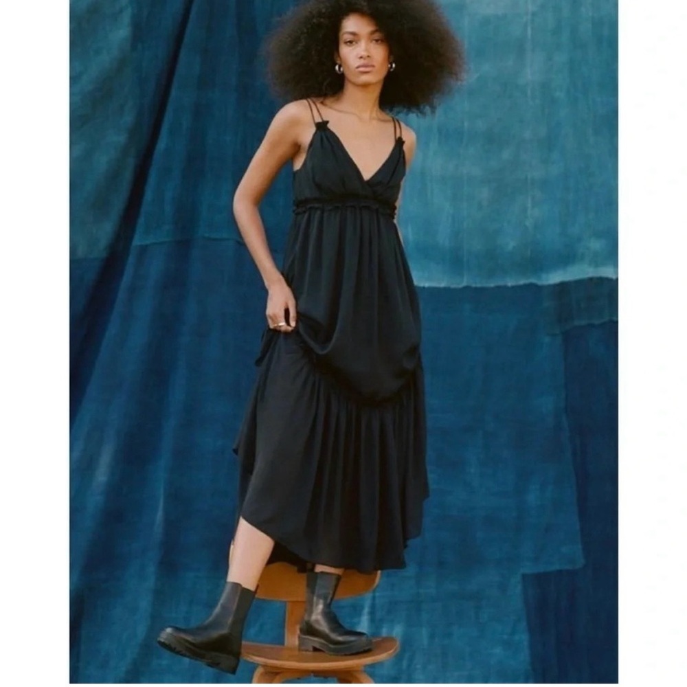Abercrombie & Fitch Elegant Black Maxi Dress